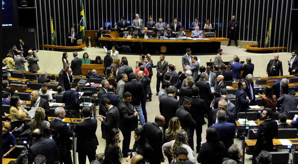 Câmara conclui votação de MP que cria linha de crédito para santas casas